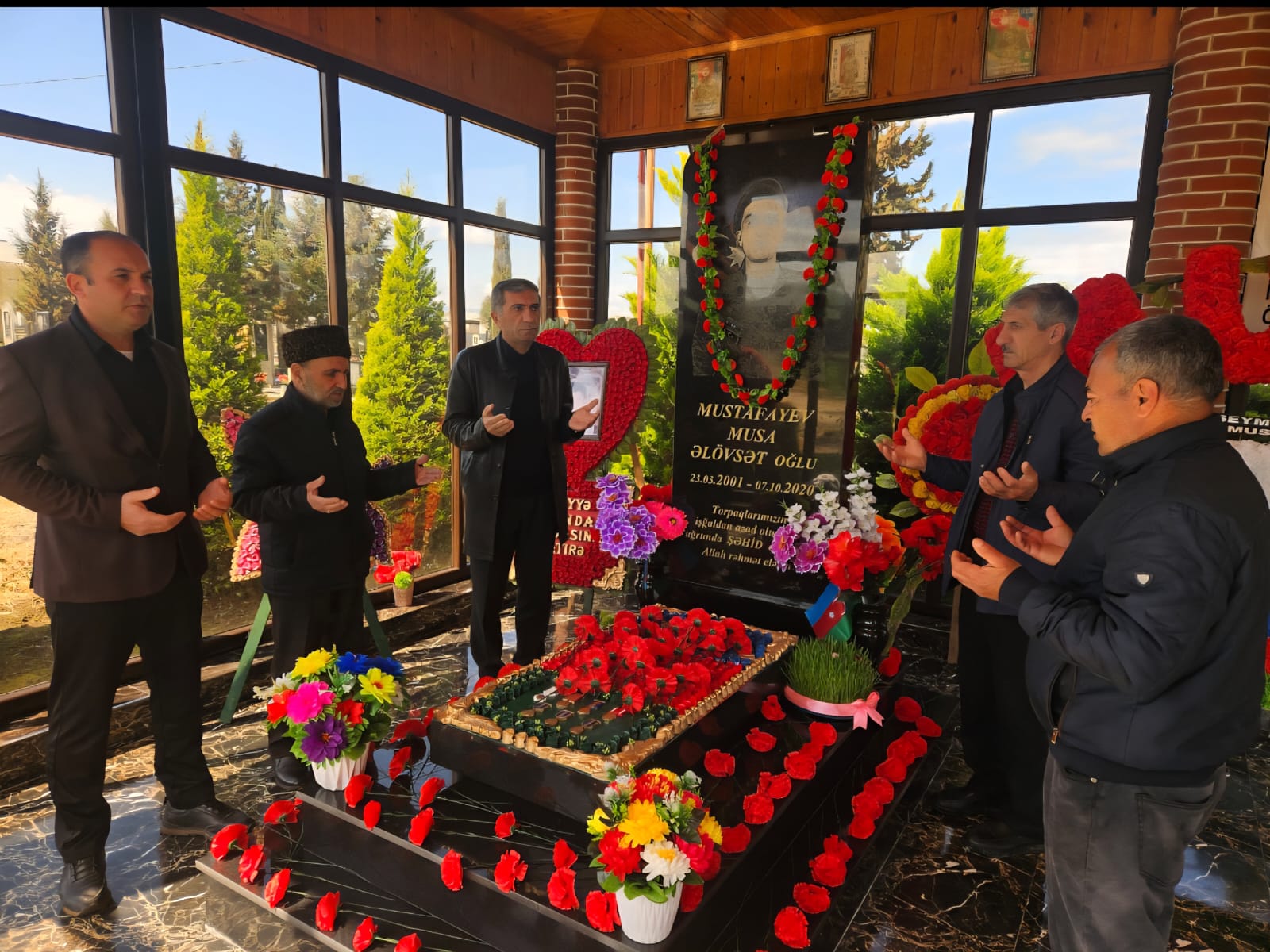 WhatsApp Şəkil 2025-10-07 saat 16.10.53_1690649f.jpg