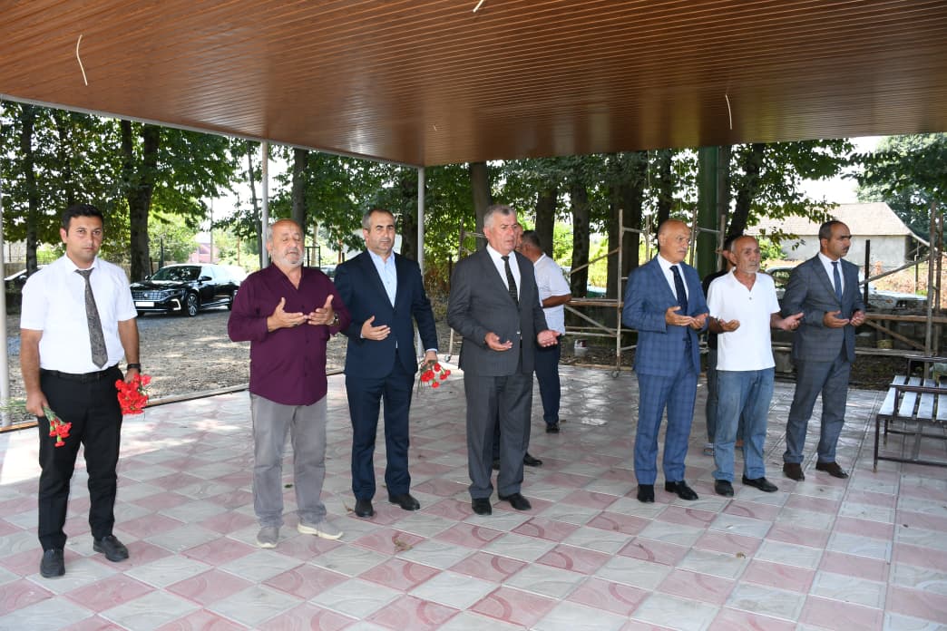 4.jpeg