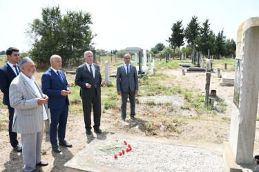 Rayon rəhbəri Qarğalıq ərazisində şəhid məzarlarını ziyarət etdi 25.08.2026