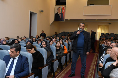 Masallıda rayon rəhbəri şəhər sakinləri ilə görüş keçirdi