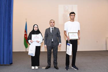 Masallıda Ali məktəblərə yüksək balla qəbul olmuş abituriyentlərlə görüş