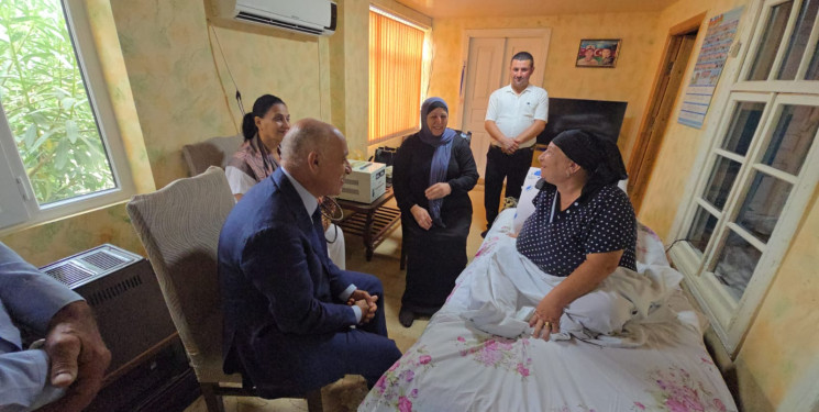 Rayon rəhbəri Viləş ərazisində şəhid ailəsini ziyarət edib
